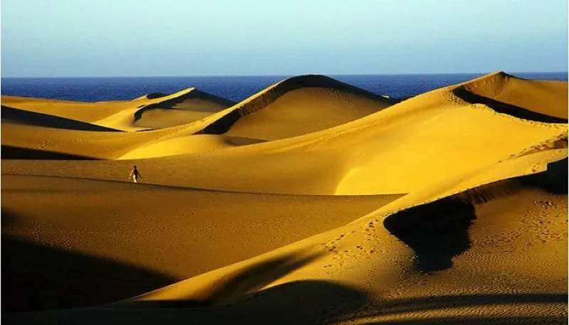 La playa de Maspalomas y sus emblemáticas dunas