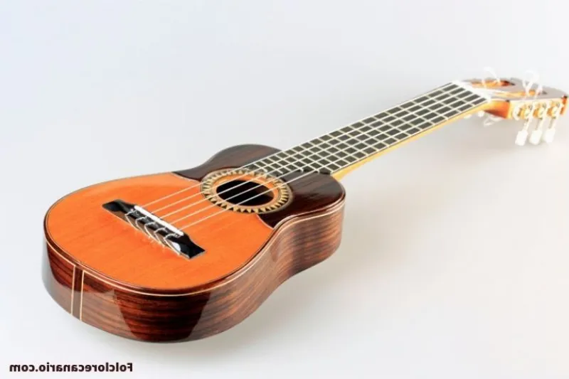 El charango, la guitarra canaria que ha sobrevivido al tiempo